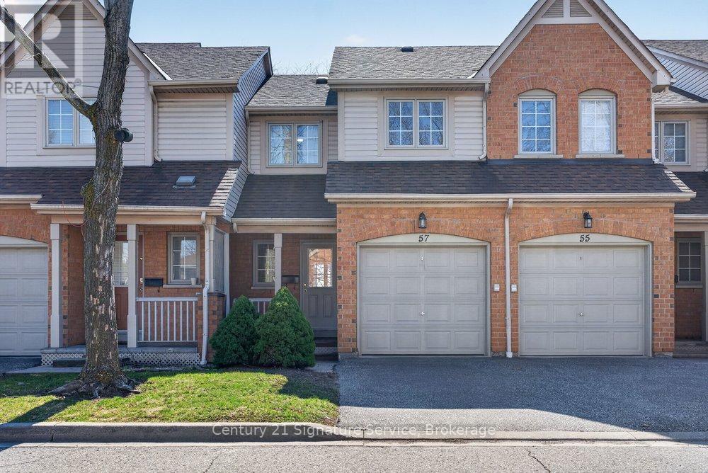 Row / Townhouse for Sale in 57 - 5950 GLEN ERIN DRIVE|Mississauga (Central Erin Mills), Ontario L5M6J1