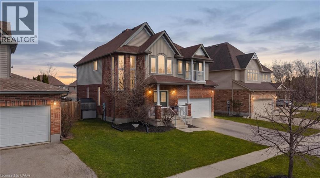 For sale: 90 OESCH Lane, Baden, Ontario N3A4L3 - 40824832 | REALTOR.ca