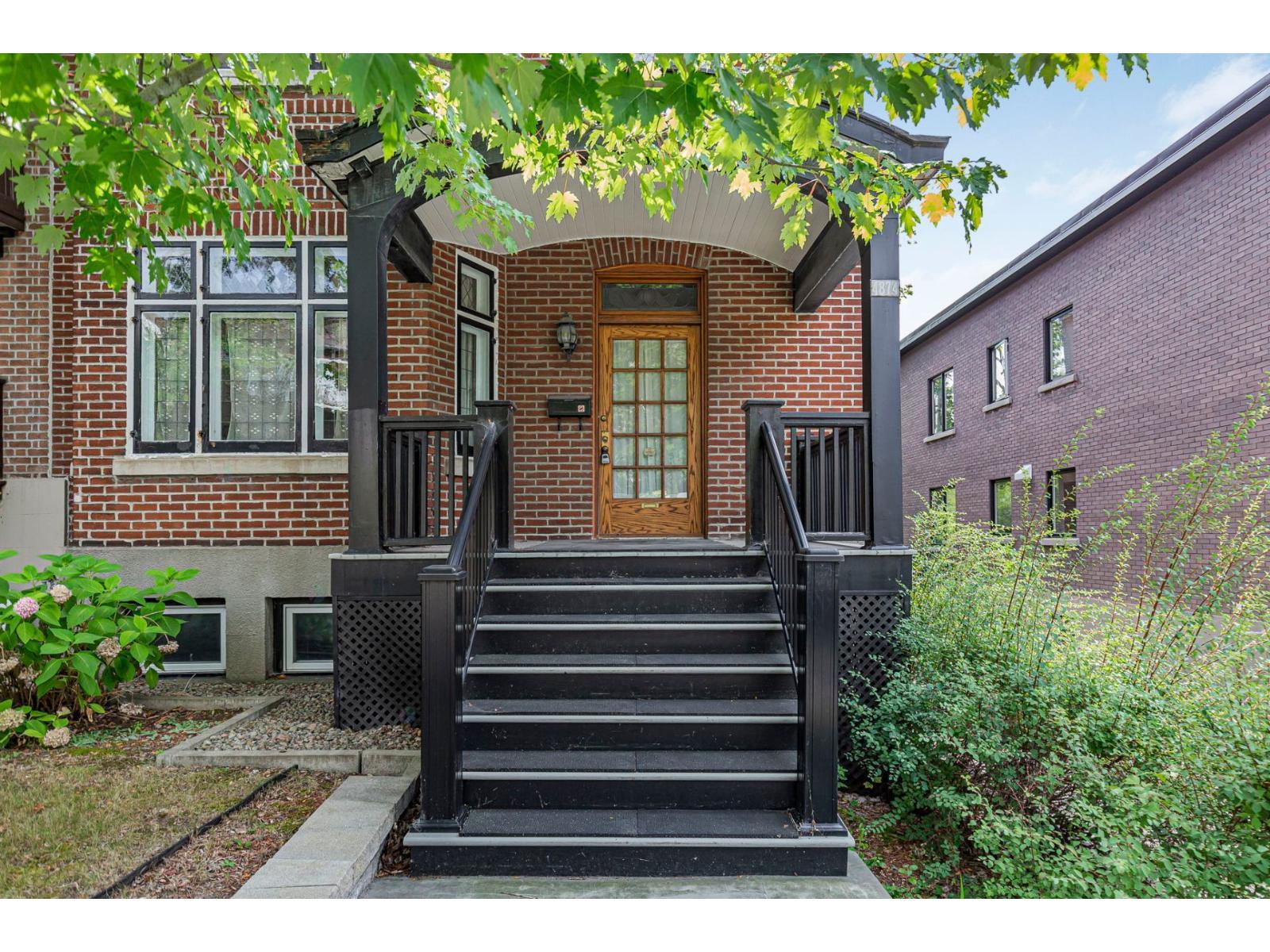 あっち4874 For sale: 4874 Av. Victoria, Montréal (Côte-des-Neiges/Notre-Dame