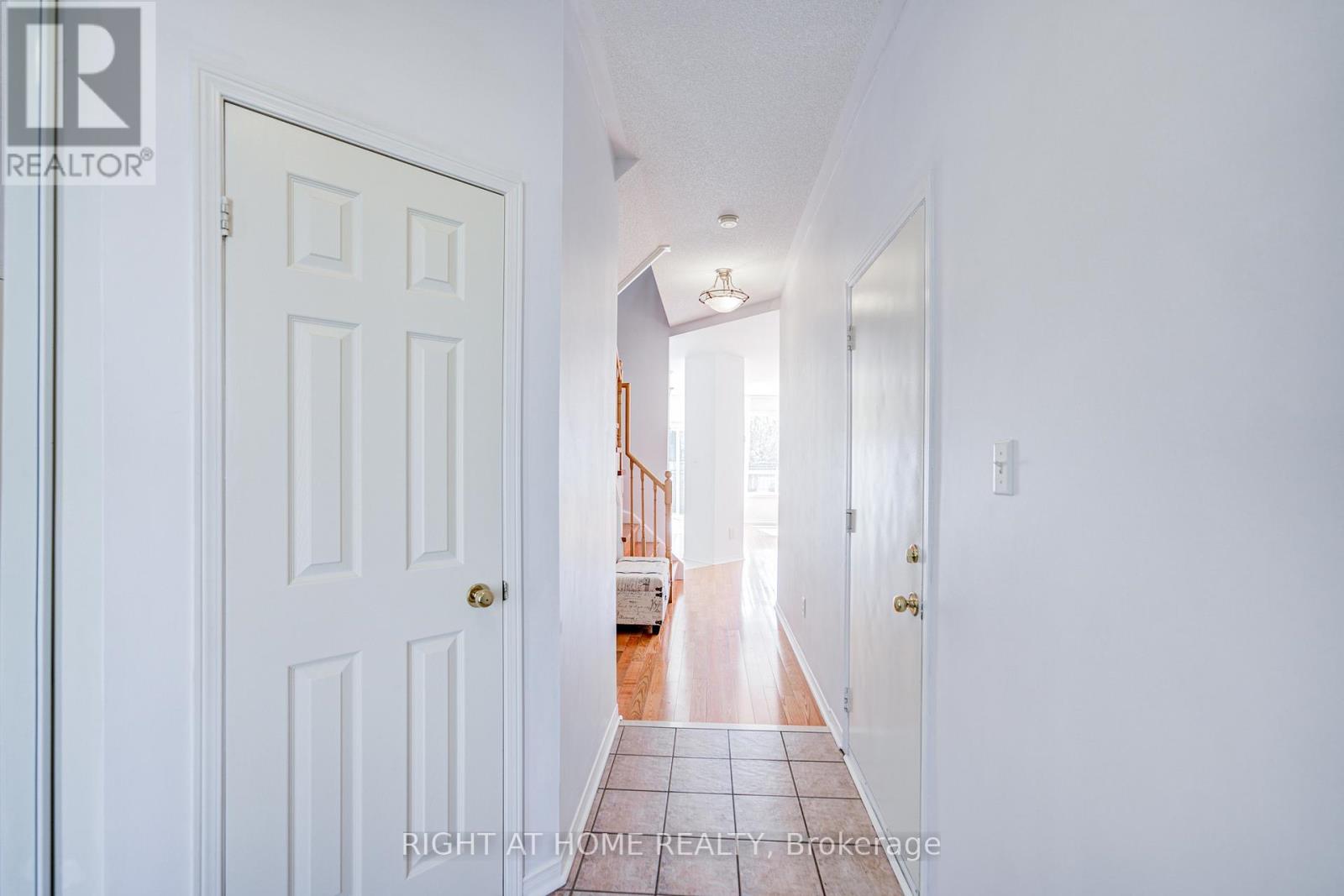 Row / Townhouse for Sale in 34 - 1222 PARKWEST PLACE|Mississauga (Lakeview), Ontario L5E3K9 4