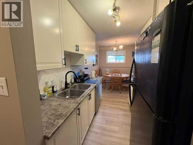 Apartment for Sale in 703, 11620 Elbow Drive SW|Calgary, Alberta T2W3L6 5