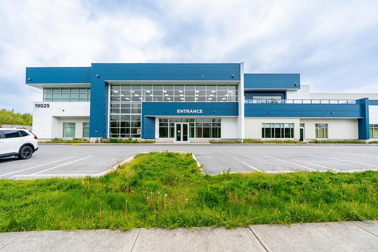 19025 52 AVENUE, Surrey