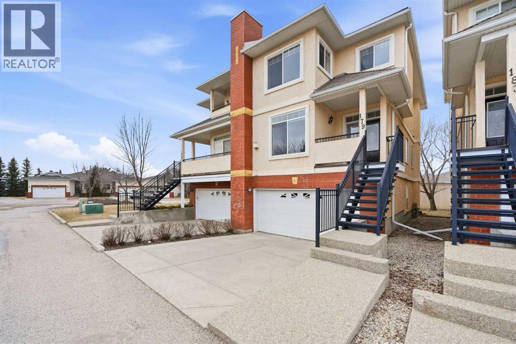 Duplex for Sale in 179 Sierra Morena Landing SW|Calgary, Alberta T3H4K3