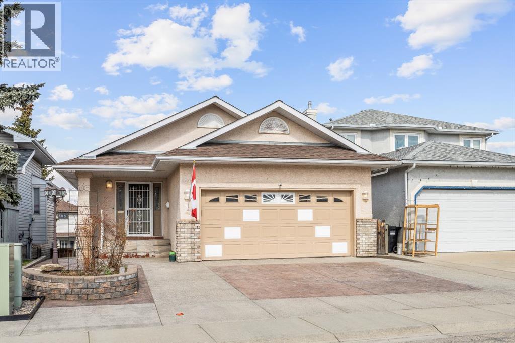 House for Sale in 180 Hidden Vale Close NW|Calgary, Alberta T3A5C7