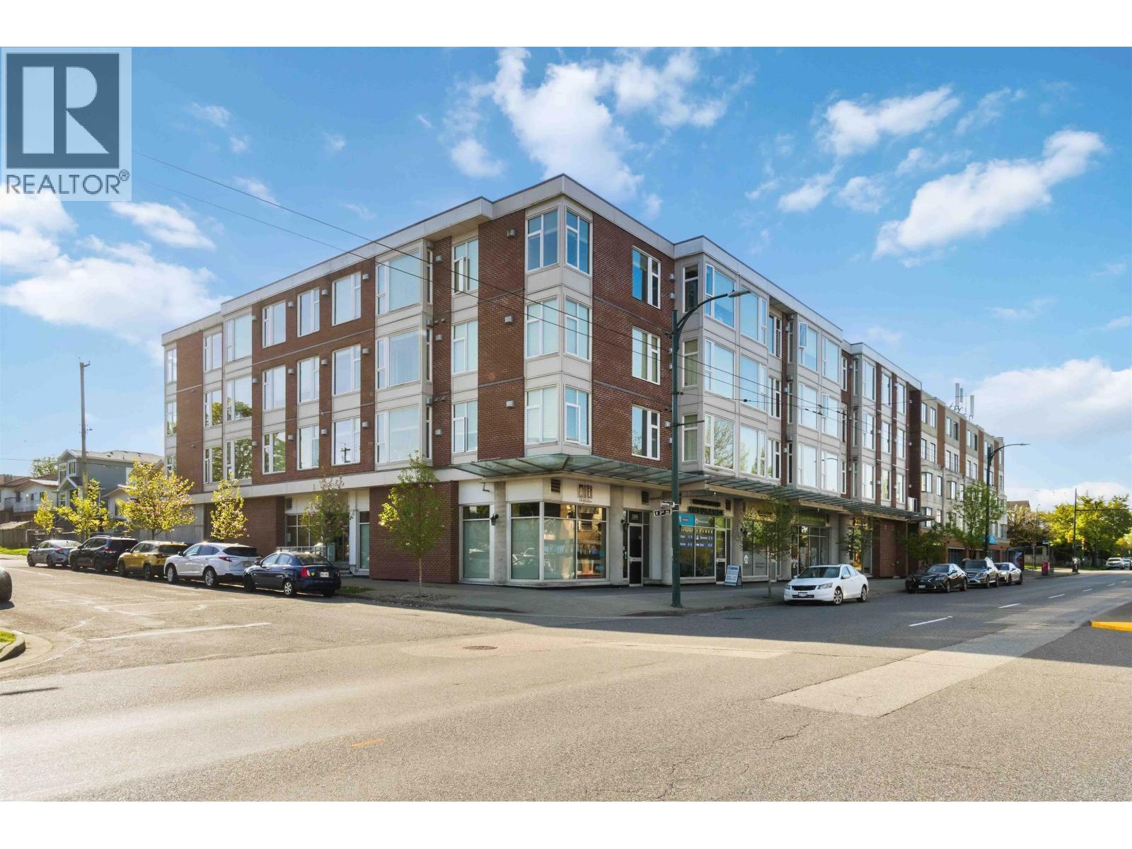 PH6 1838 RENFREW STREET|Vancouver, British Columbia V5M3H9