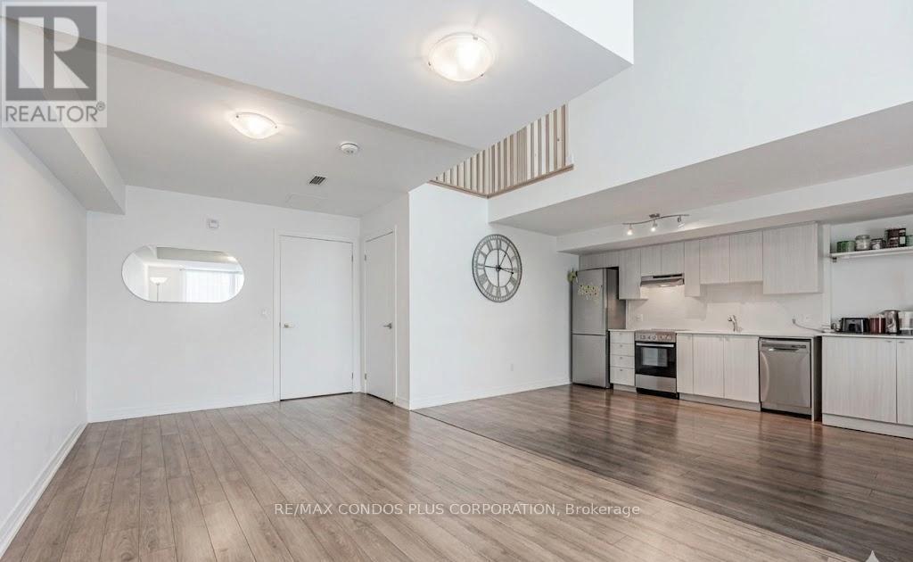 Row / Townhouse for Sale in 101 - 408 BROWNS LINE W|Toronto (Alderwood), Ontario M8W0C3 2