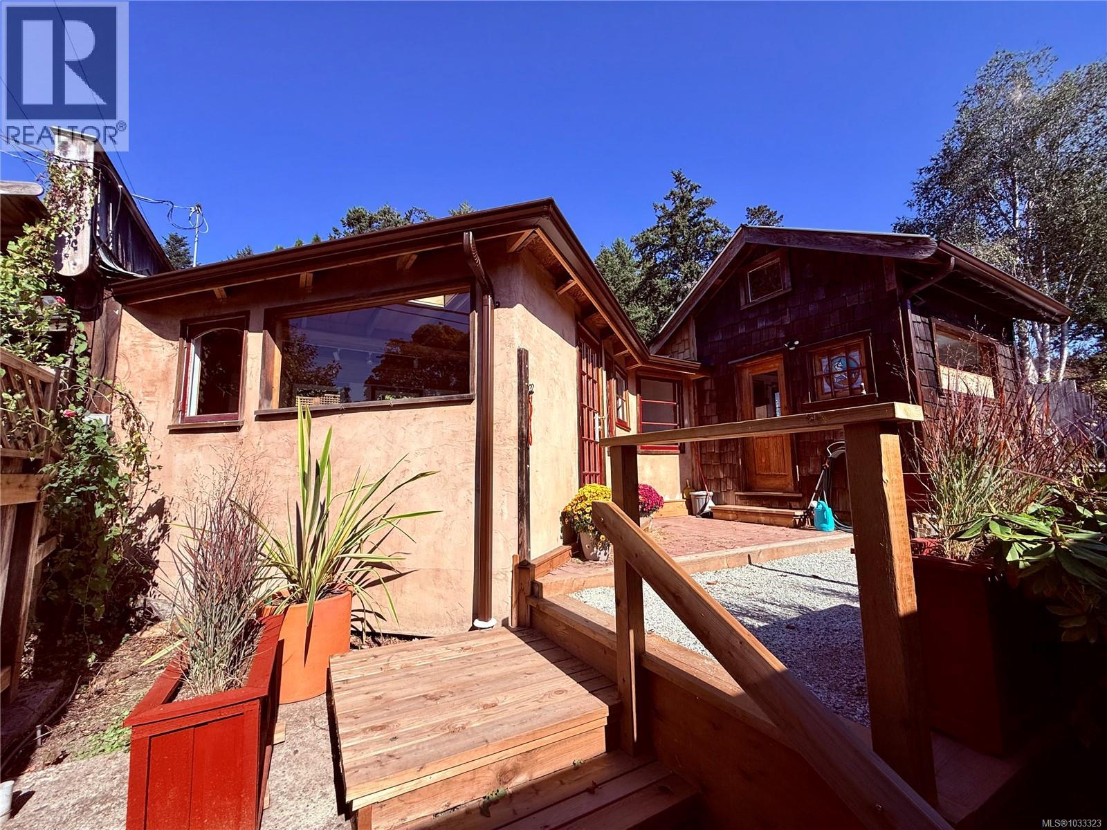 For sale: 2909 Fulford-Ganges Rd SW, Salt Spring, British Columbia ...