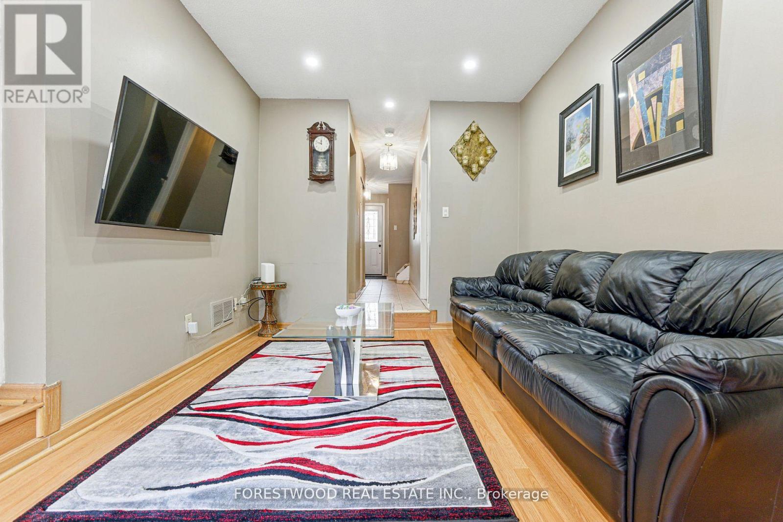 Row / Townhouse for Sale in 30 - 3345 SILVERADO DRIVE|Mississauga (Mississauga Valleys), Ontario L5A3Y8 5