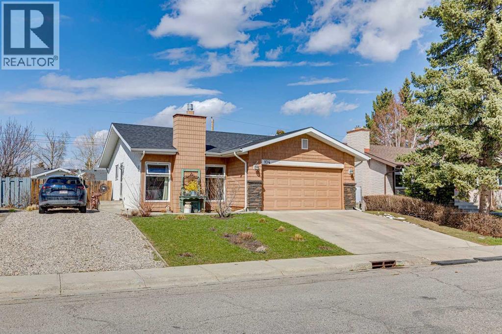 House for Sale in 104 Cedarpark Drive SW|Calgary, Alberta T2E1J8