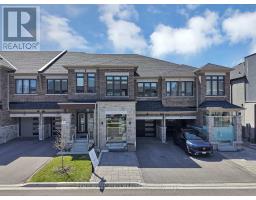 Row / Townhouse – 19 BOITON STREET, Richmond Hill – photo 1