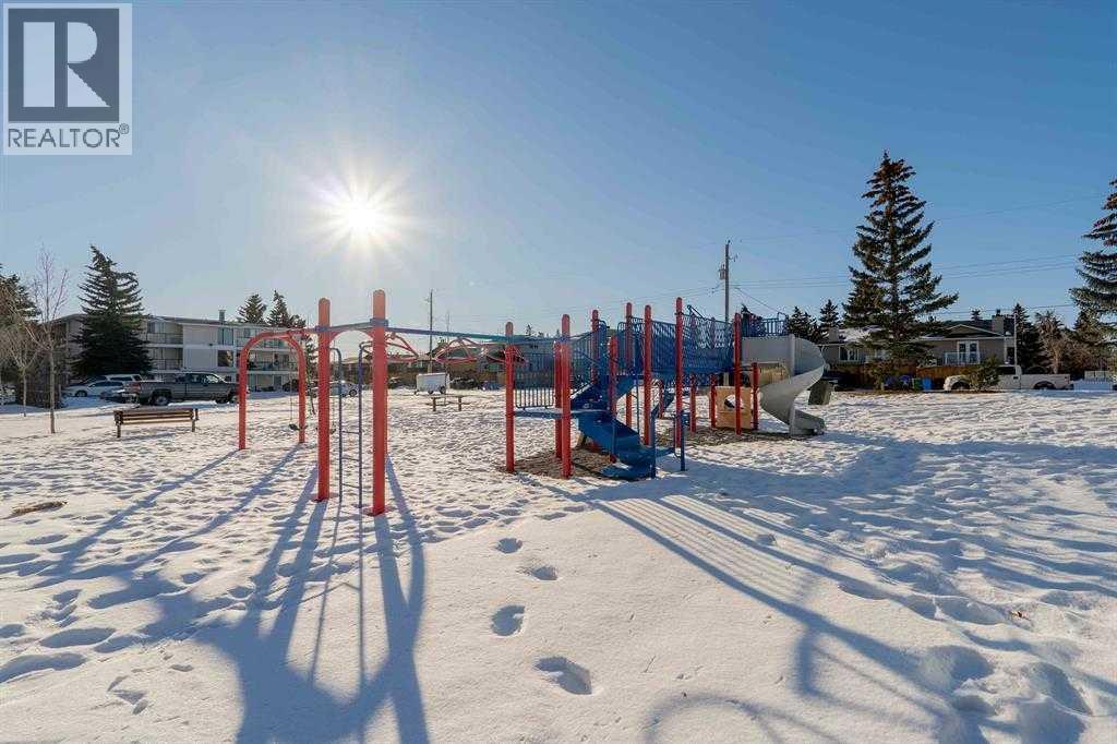 Row / Townhouse for Sale in 18, 4515 7 Avenue SE|Calgary, Alberta T2A5E4 5