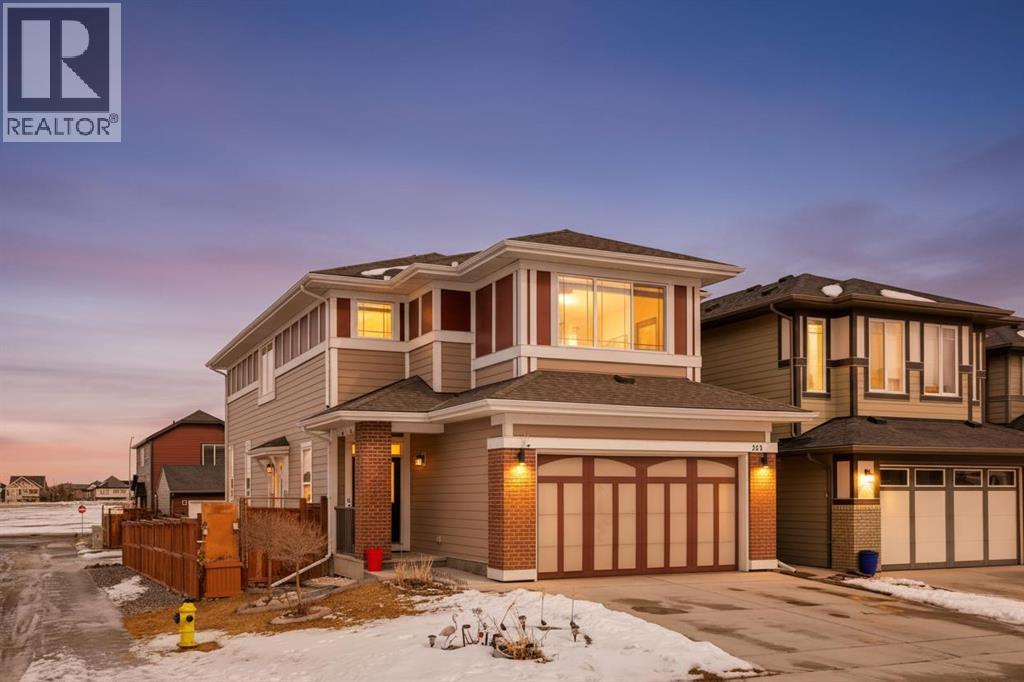 House for Sale in 212 Magnolia Heath SE|Calgary, Alberta T3M2Z9