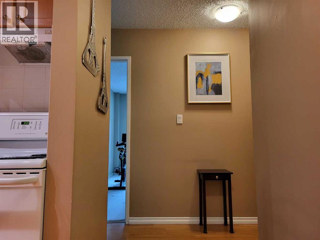 Apartment for Sale in 135, 820 89 Avenue SW|Calgary, Alberta T2V4N9 3