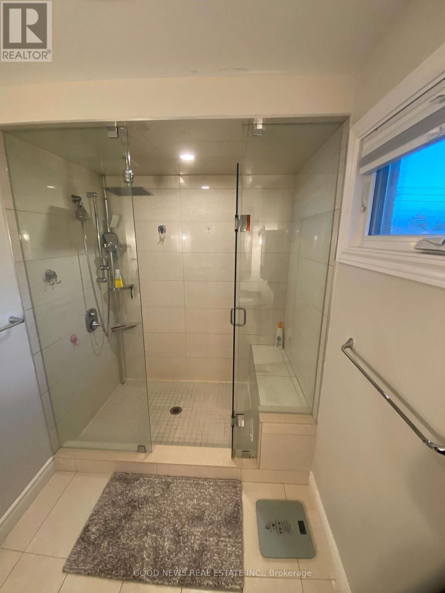 Row / Townhouse for Sale in 31 - 1725 THE CHASE CHASE|Mississauga (Central Erin Mills), Ontario L5M4N3 4