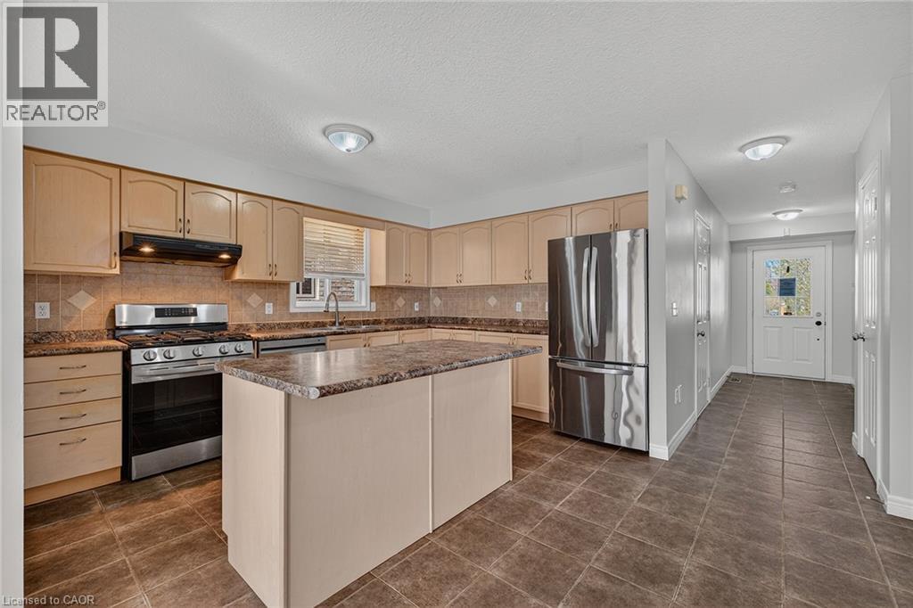 【　受　注　番　号　】77619445 - S.T様 For sale: 19 SINCLAIR Street, Guelph, Ontario N1L1S1 - 40824882