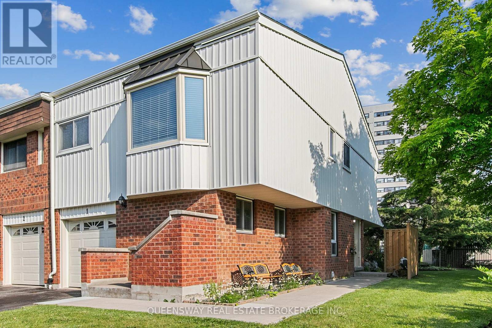 Row / Townhouse for Sale in 1 - 6520 CORFU ROAD|Mississauga (Meadowvale), Ontario L5N3B4 3