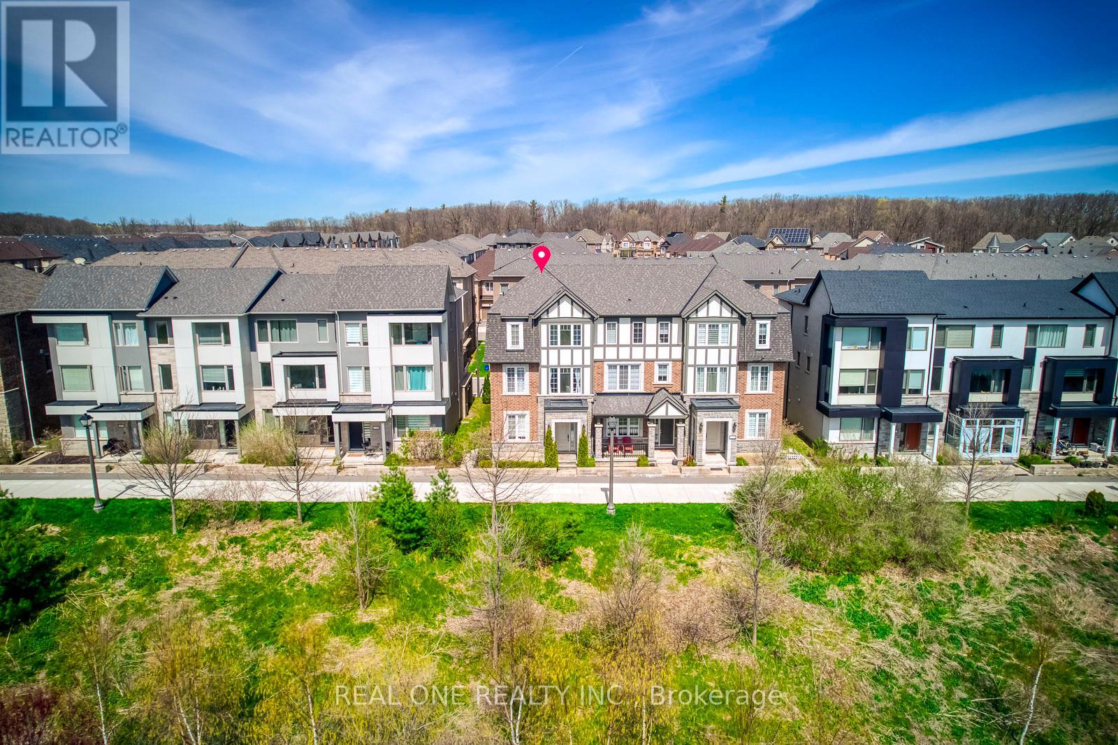 Row / Townhouse for Sale in 11 - 3256 CHARLES FAY PASS|Oakville (GO Glenorchy), Ontario L6M1S2 2