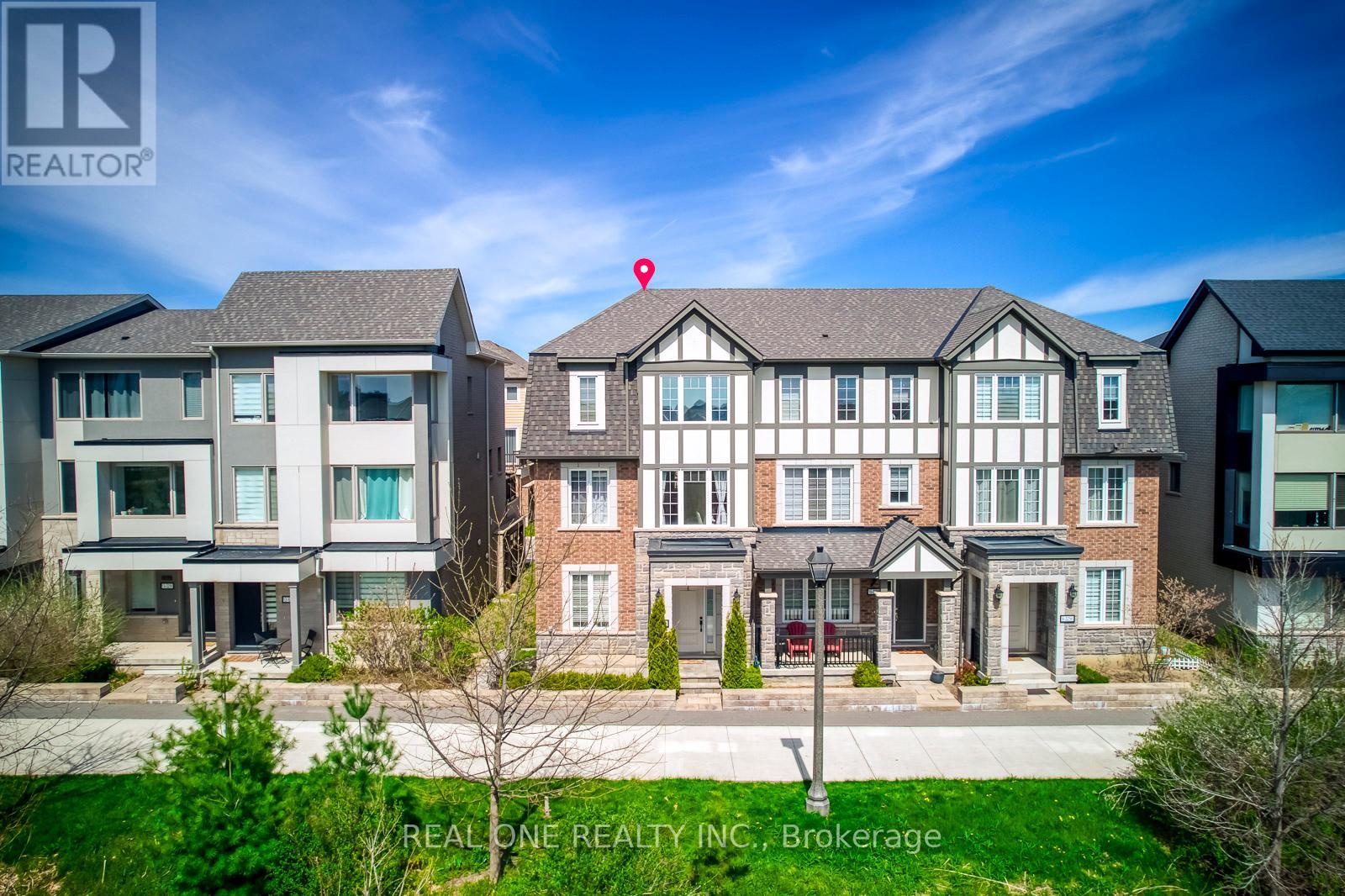 Row / Townhouse for Sale in 11 - 3256 CHARLES FAY PASS|Oakville (GO Glenorchy), Ontario L6M1S2 3