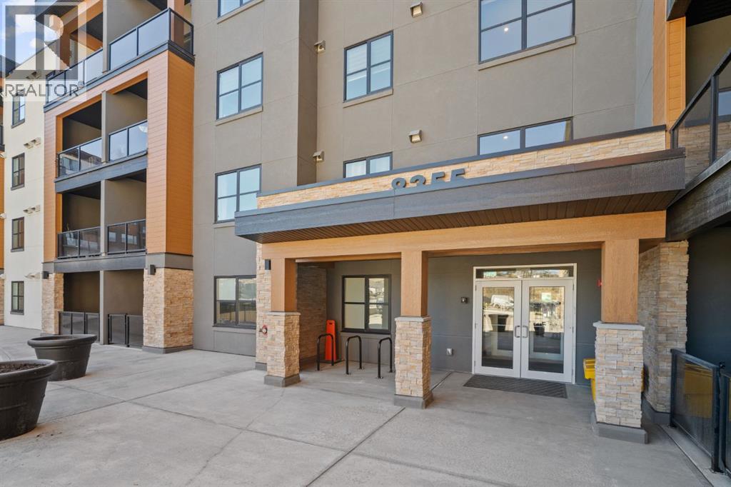 Apartment for Sale in 403, 8355 19 Avenue SW|Calgary, Alberta T3H6G3 2