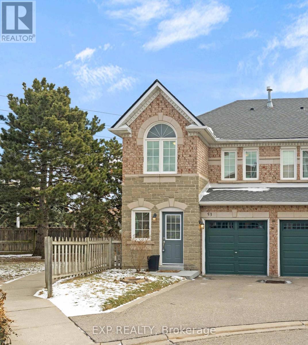 Row / Townhouse for Sale in 53 - 455 APACHE COURT|Mississauga (Hurontario), Ontario L4Z3W8 2