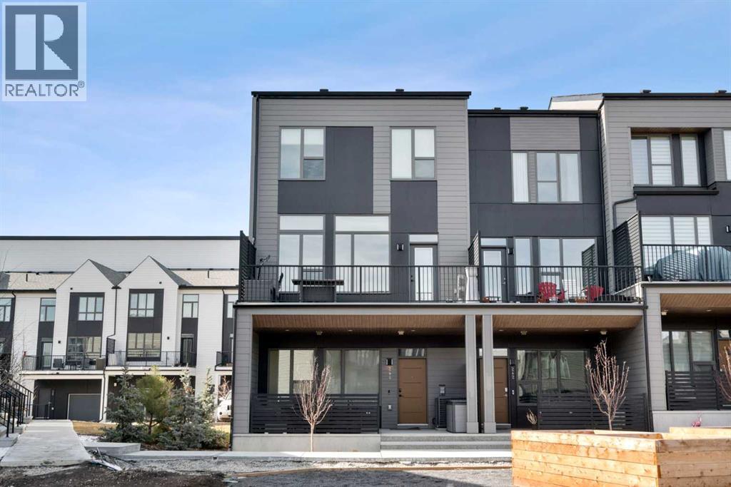 Row / Townhouse for Sale in 244 Sovereign Common SW|Calgary, Alberta T3C3Y3