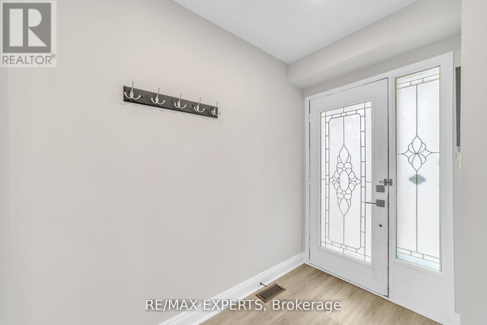 Row / Townhouse for Sale in 87 - 35 MALTA AVENUE|Brampton (Fletcher's Creek South), Ontario L6Y5B4 3