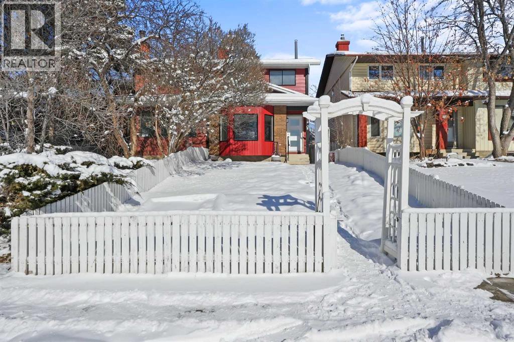 Duplex for Sale in 6404 24 Avenue NE|Calgary, Alberta T1Y3T8 3