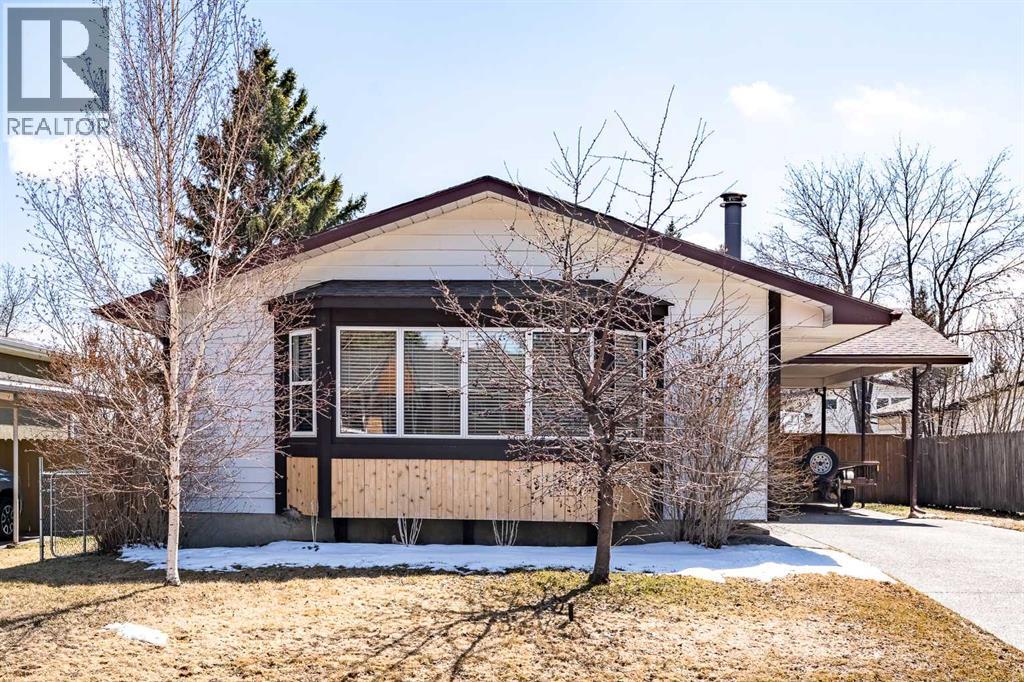 House for Sale in 1523 110 Avenue SW|Calgary, Alberta T2W0E2