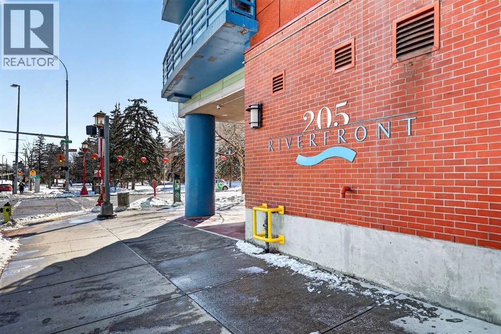 Apartment for Sale in 312, 205 Riverfront Avenue SW|Calgary, Alberta T2P5K4 2