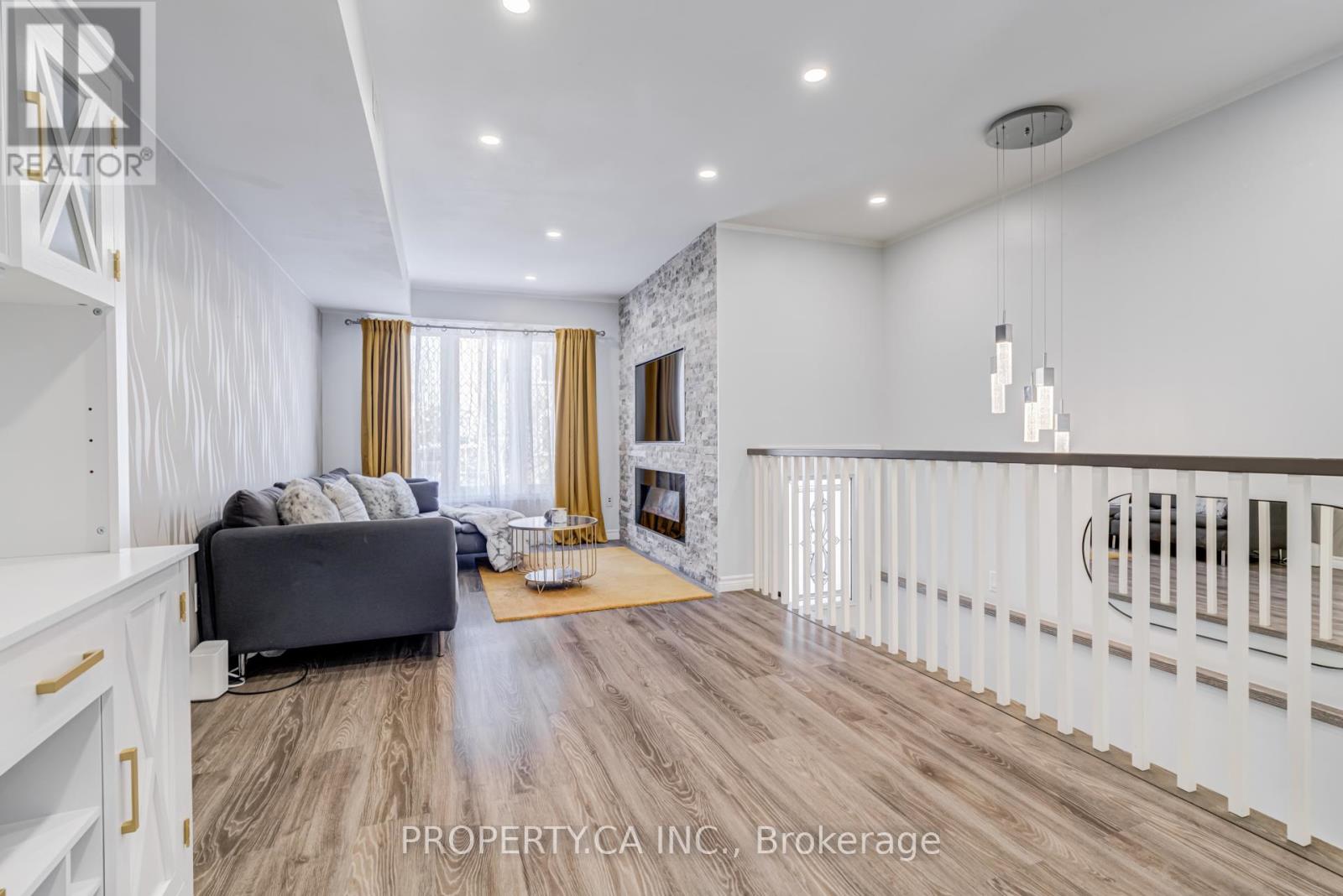 Row / Townhouse for Sale in 45 - 1050 BRISTOL ROAD W|Mississauga (East Credit), Ontario L5V2E8 4