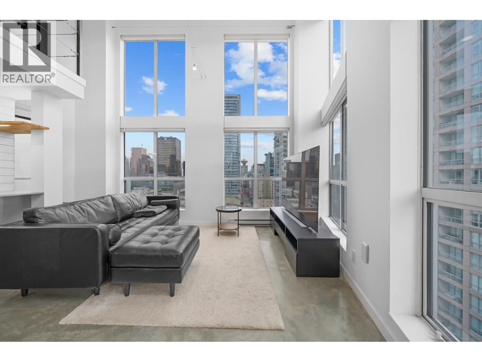 1012 933 SEYMOUR STREET|Vancouver, British Columbia V6B6L6