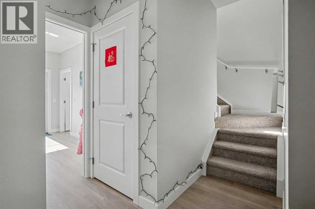 Row / Townhouse for Sale in 613 Sage Hill Grove NW|Calgary, Alberta T3R2A2 3