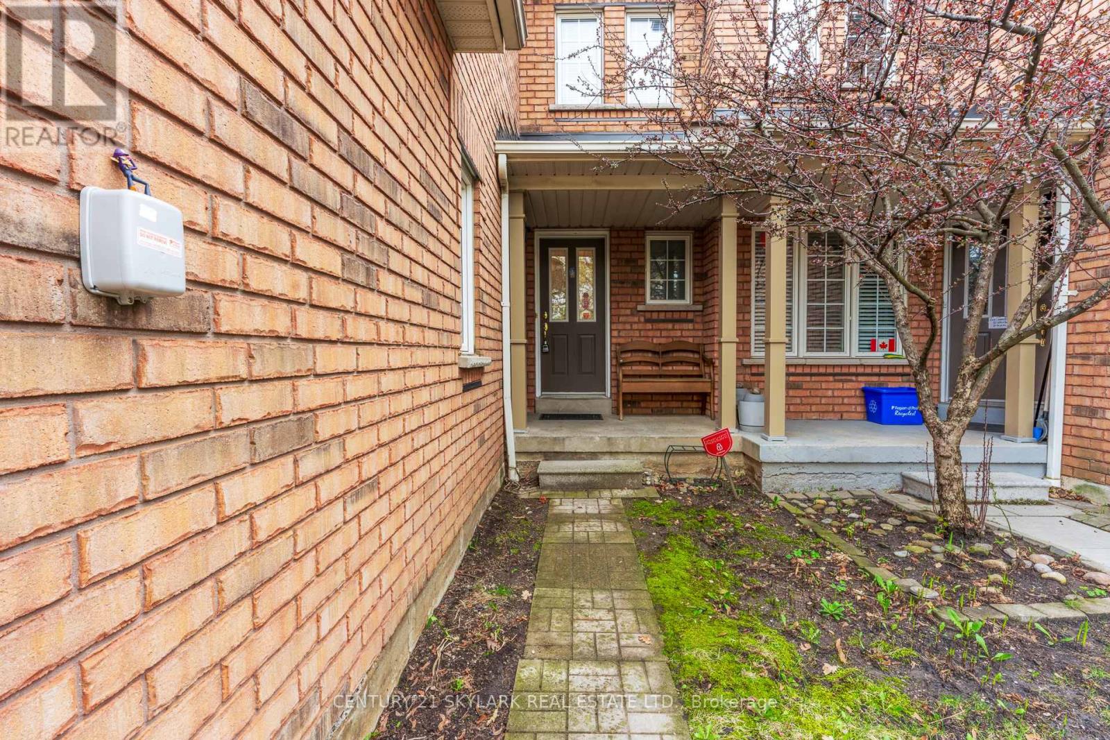 Row / Townhouse for Sale in 25 - 2665 THOMAS STREET|Mississauga (Central Erin Mills), Ontario L5M6G4 2