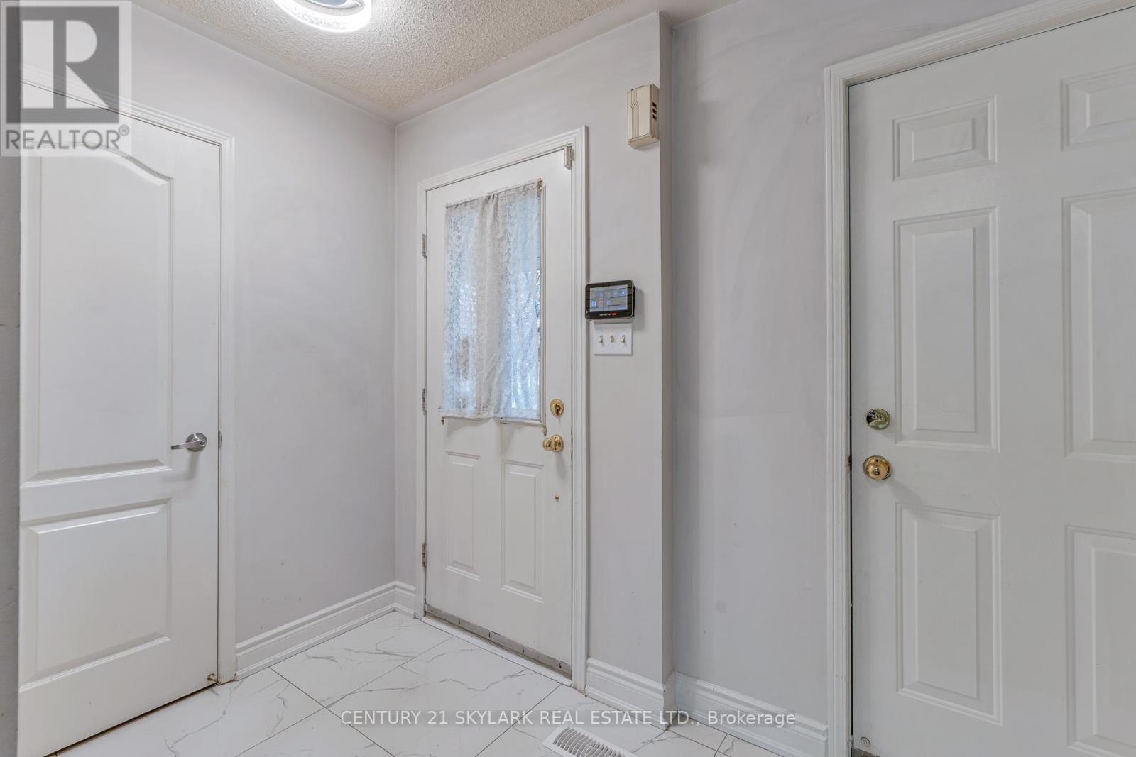 Row / Townhouse for Sale in 25 - 2665 THOMAS STREET|Mississauga (Central Erin Mills), Ontario L5M6G4 3