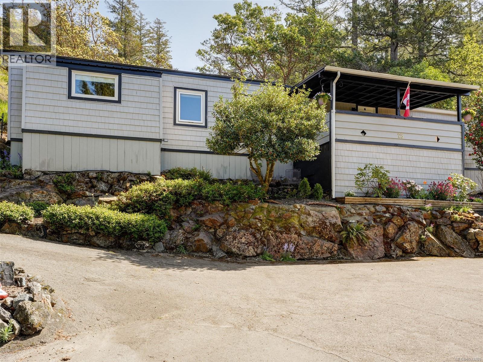 25 2587 Selwyn Rd