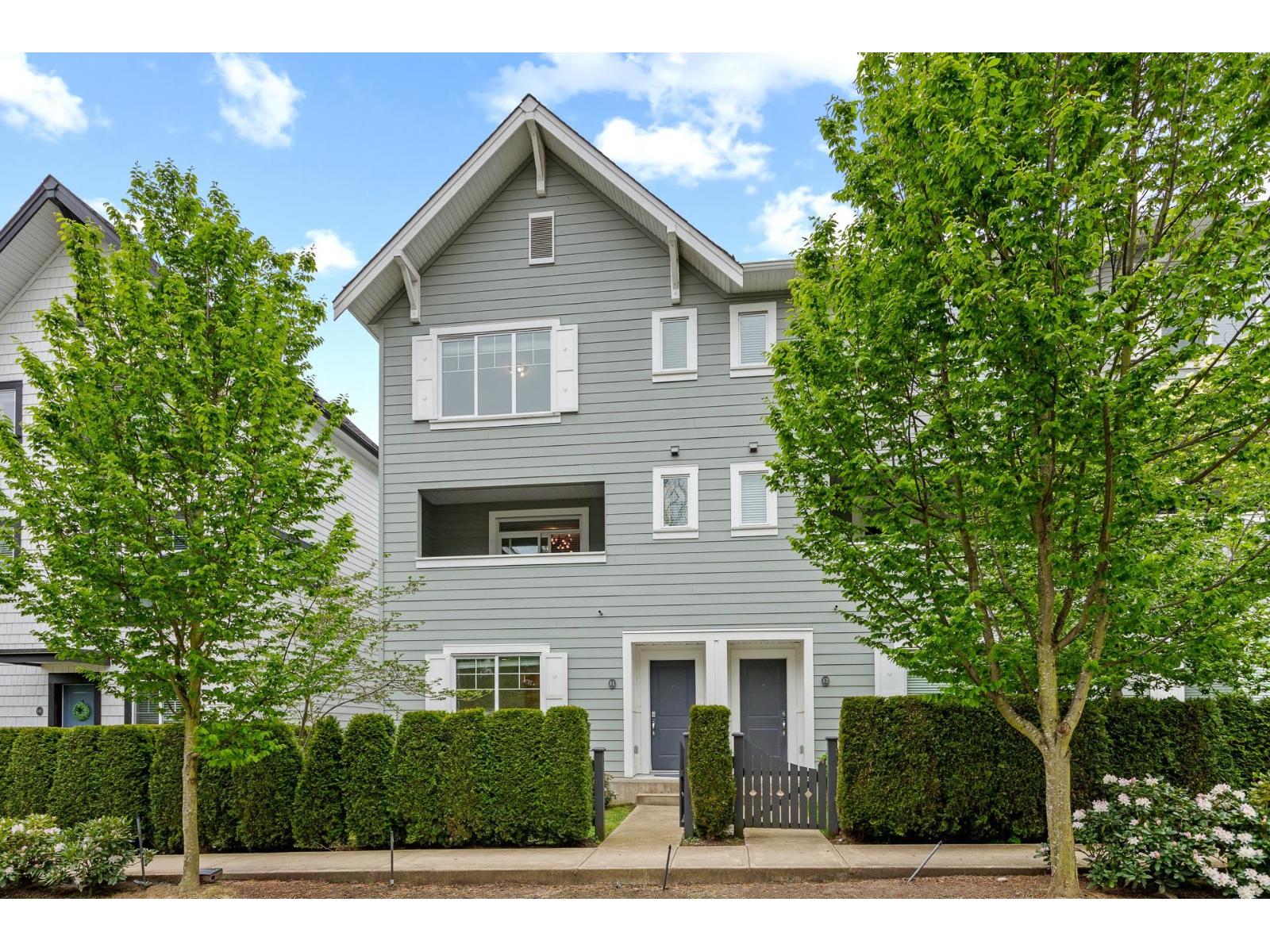 11 16323 15 AVENUE