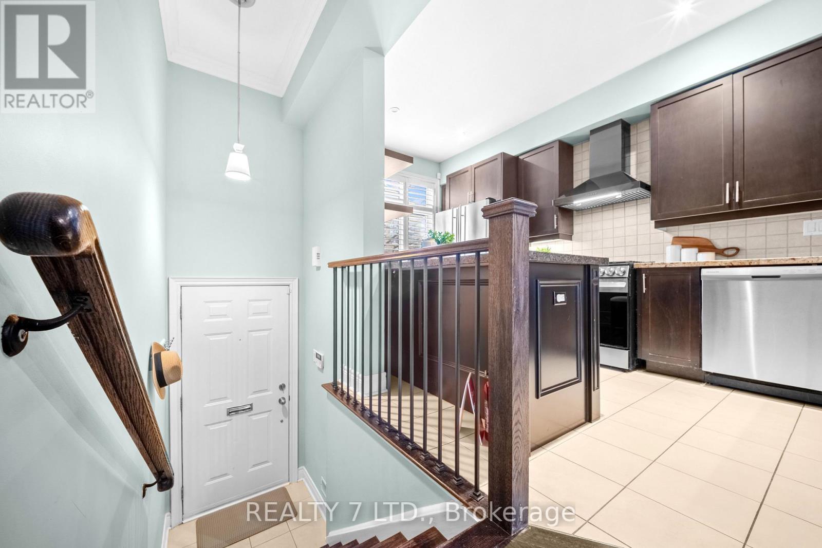 Row / Townhouse for Sale in 44 FURROW LANE|Toronto (Islington-City Centre West), Ontario M8Z0A3 5