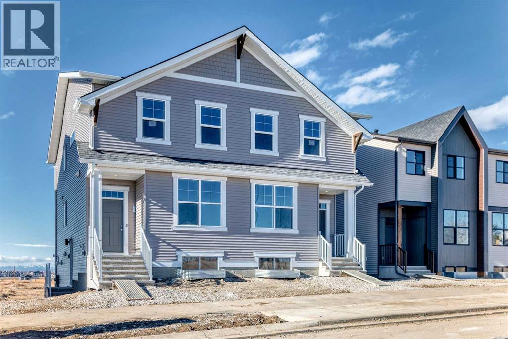 Duplex for Sale in 21 Hotchkiss Road SE|Calgary, Alberta T3S0T8