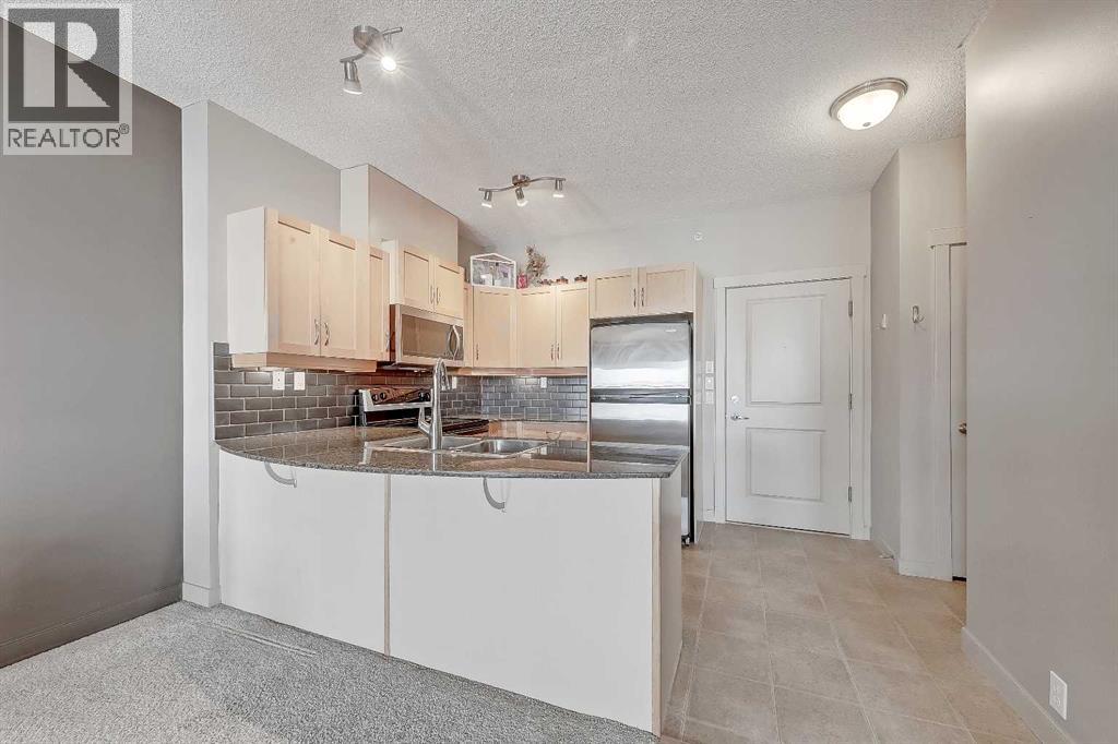 Apartment for Sale in 4210, 5605 Henwood Street SW|Calgary, Alberta T3E7R2 2