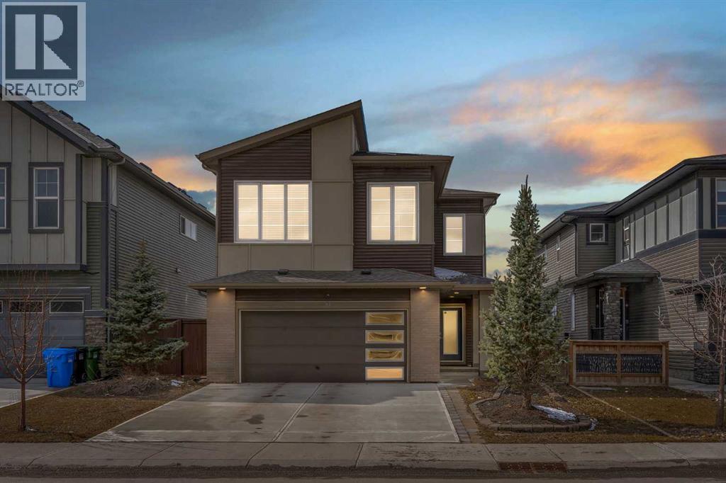 House for Sale in 81 Carringvue Manor NW|Calgary, Alberta T3P1L7