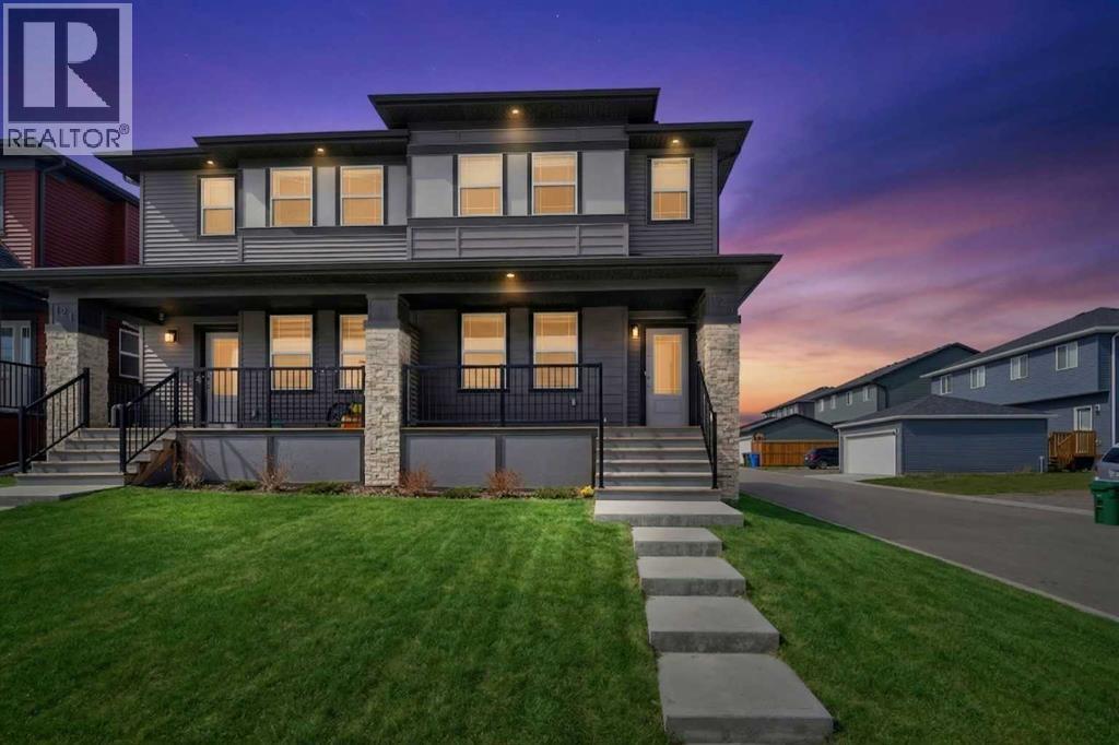 Duplex for Sale in 125 Edith Gate NW|Calgary, Alberta T3R1Z2