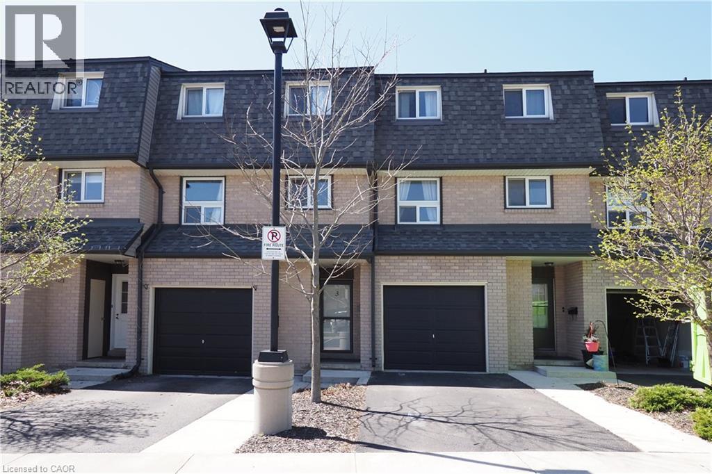 138 BLACKHORNE Drive Unit# 3, Kitchener, Ontario N2E1Z3