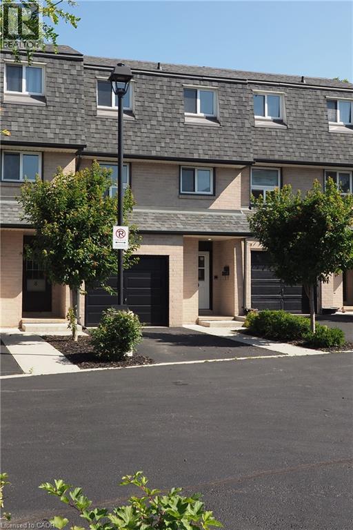 138 BLACKHORNE Drive Unit# 01, Kitchener, Ontario N2E1Z3