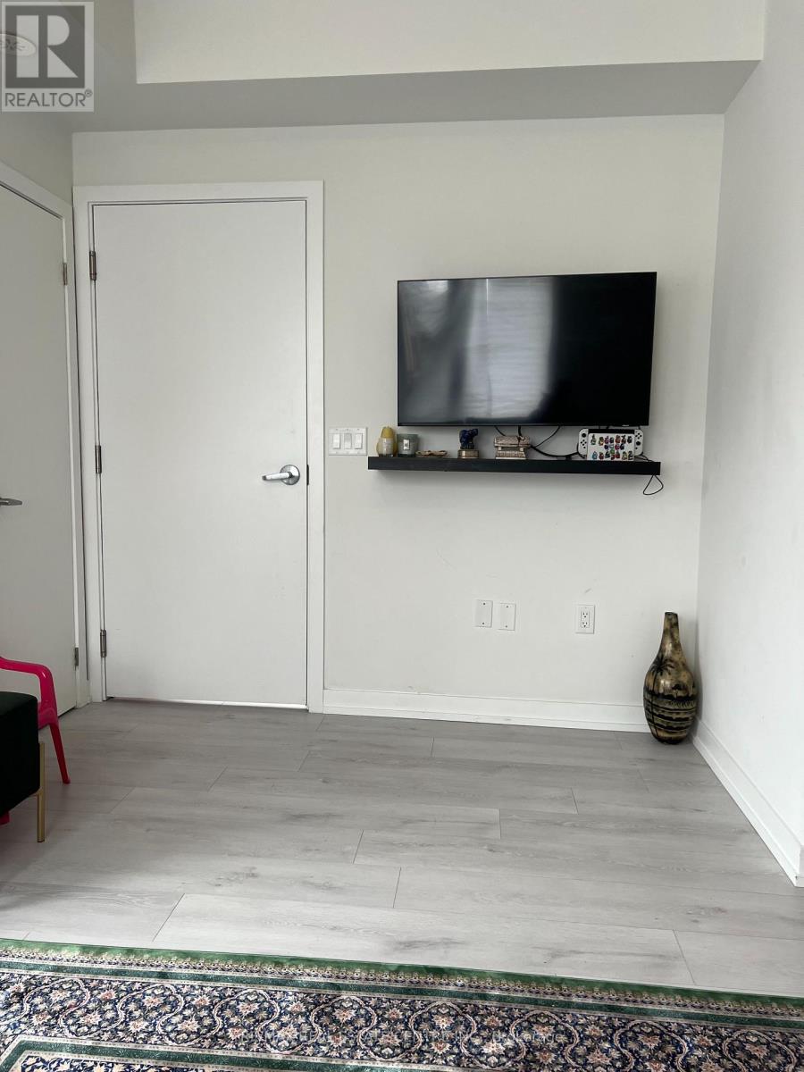 Row / Townhouse for Sale in 1 - 3421 RIDGEWAY DRIVE|Mississauga (Erin Mills), Ontario L5L0B9 4