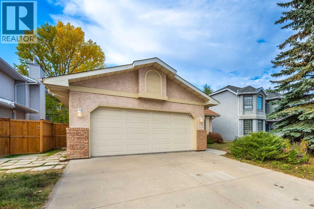 House for Sale in 47 Hawkstone Drive NW|Calgary, Alberta T3G2X3 3