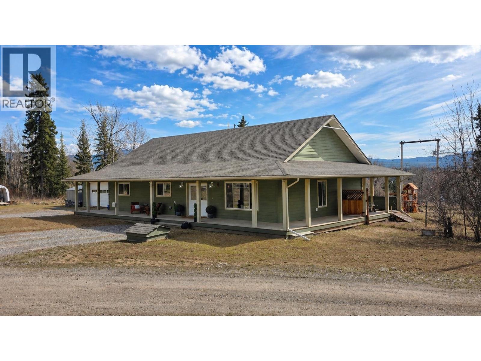 3280 VIEWMONT COURT