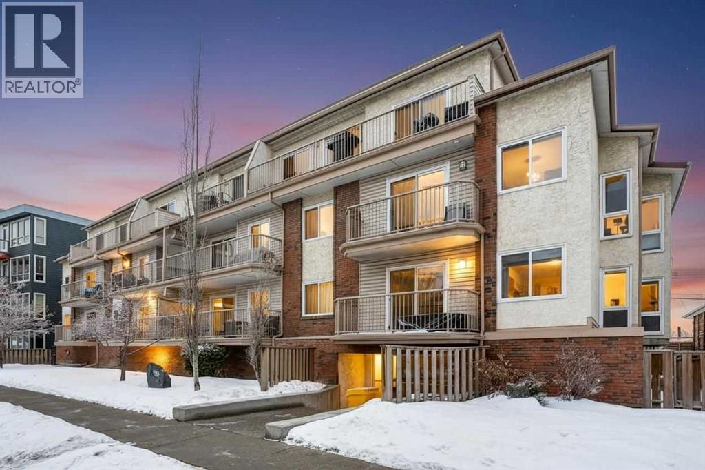 Apartment for Sale in 204, 809 4 Street NE|Calgary, Alberta T2E3S9 4