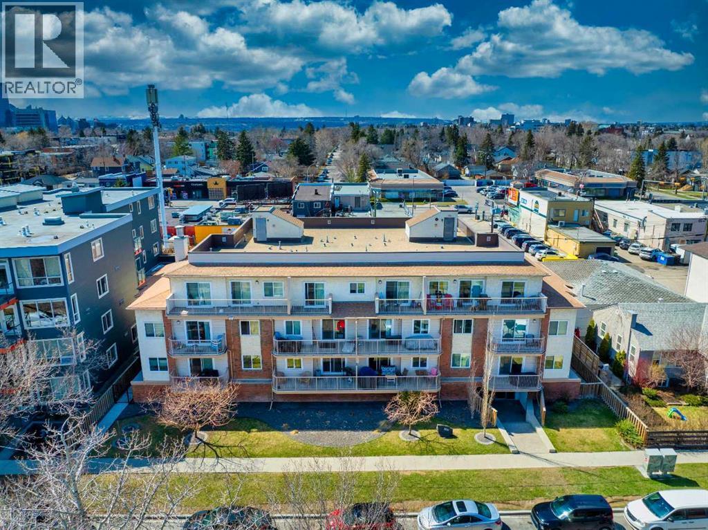 Apartment for Sale in 204, 809 4 Street NE|Calgary, Alberta T2E3S9 3