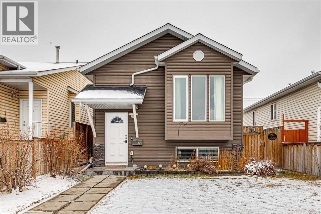 House for Sale in 60 Erin Meadow Way SE|Calgary, Alberta T2B3A1
