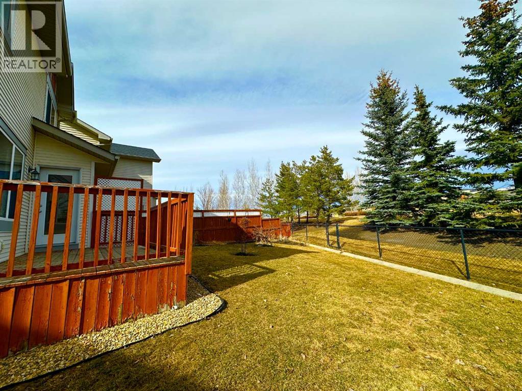 House for Sale in 273 Silverado Plains Close SW|Calgary, Alberta T2X0G6